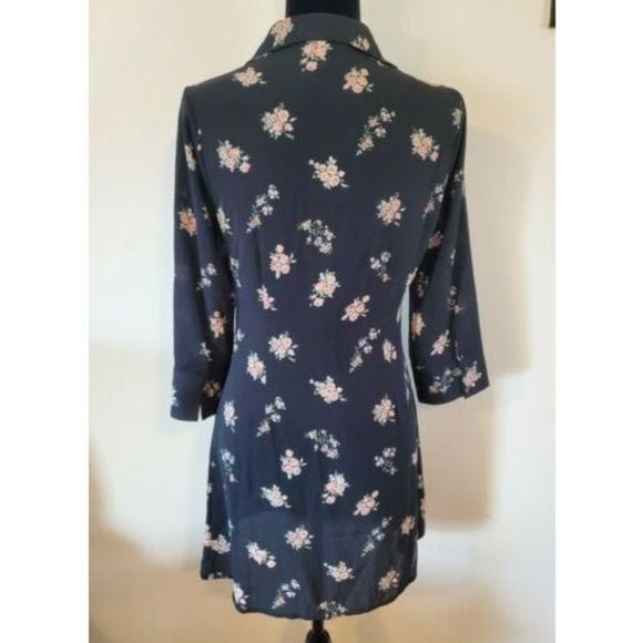 NWT Speechless Black Floral Button Front Long Sleeve Knee Length Dress SZ Medium - Picture 2 of 8